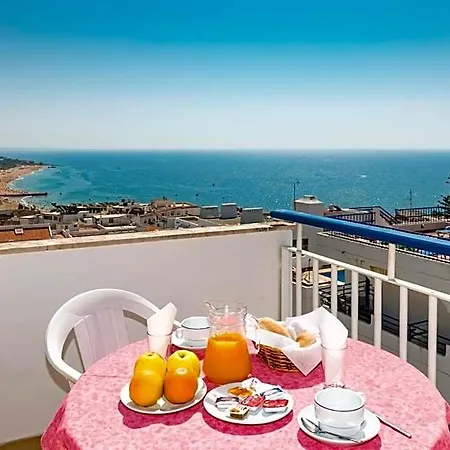 Mar A Vista Hotel
